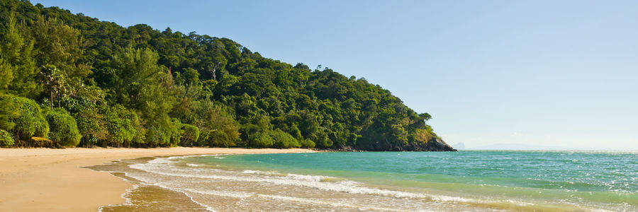 Strand van Koh Lanta in Thailand